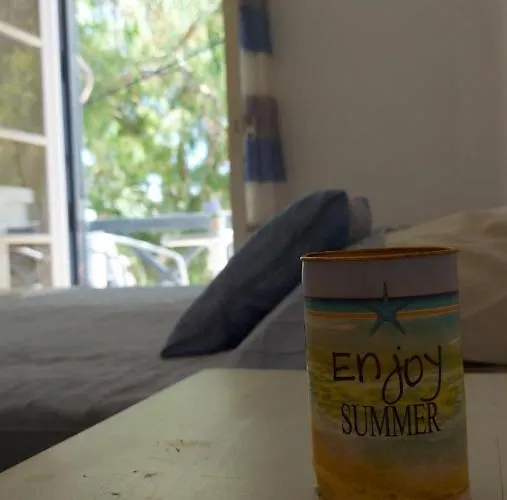 Nefeli Gæstehus Chora