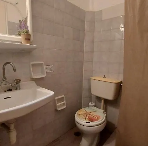 Nefeli Gæstehus Chora