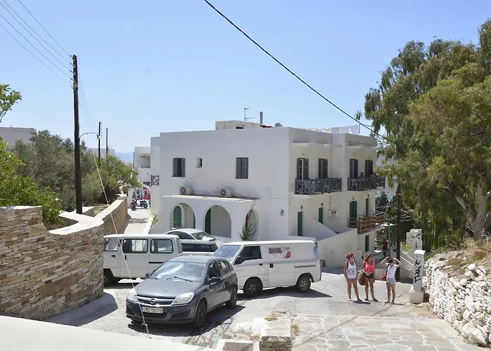 Nefeli Gæstehus Chora