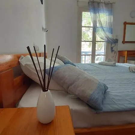 Nefeli Guest house 2*
